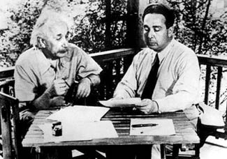 Bom Atom Einstein