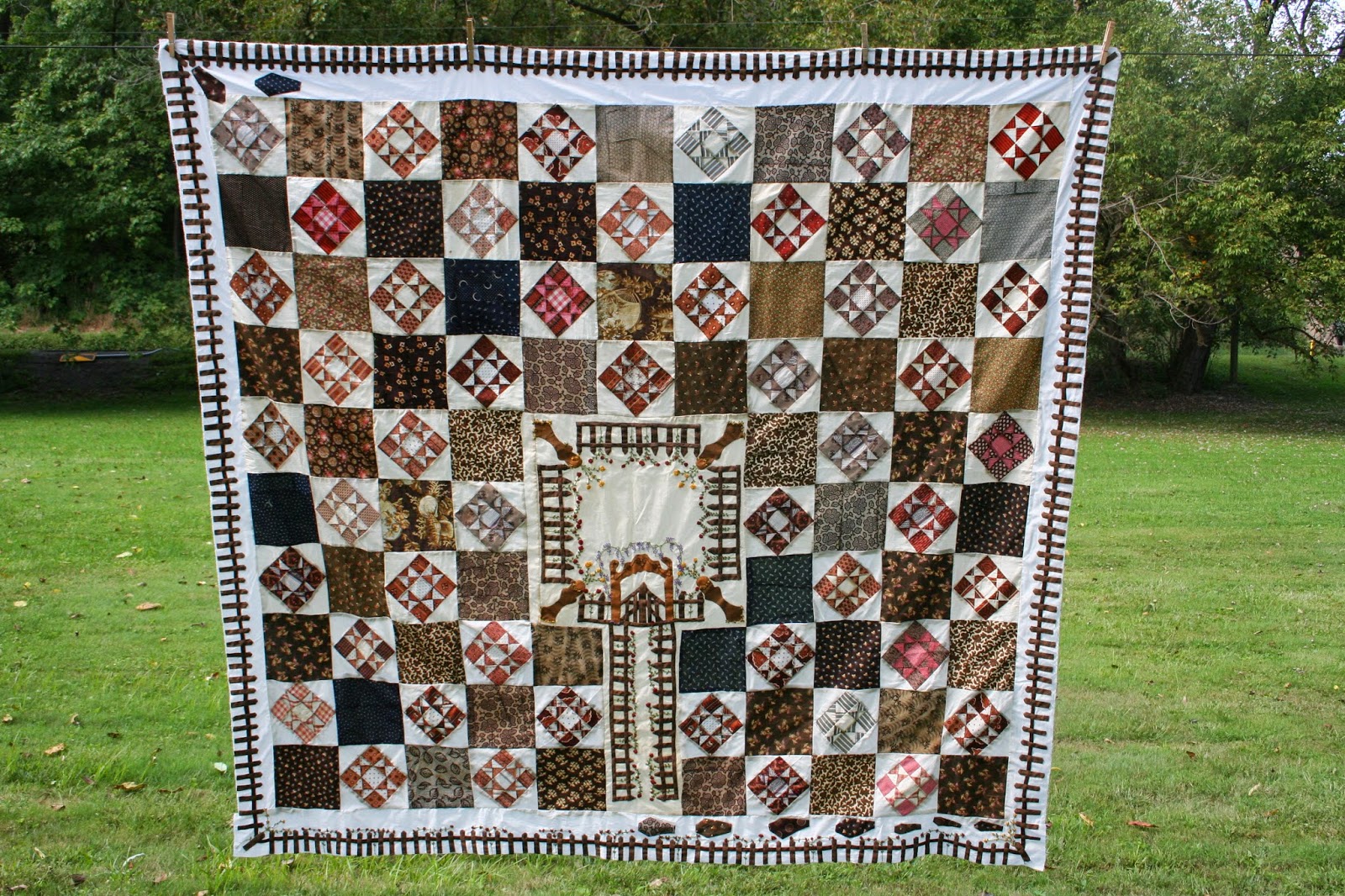 Quilting on the Mon My version of the Graveyard Quilt. KY