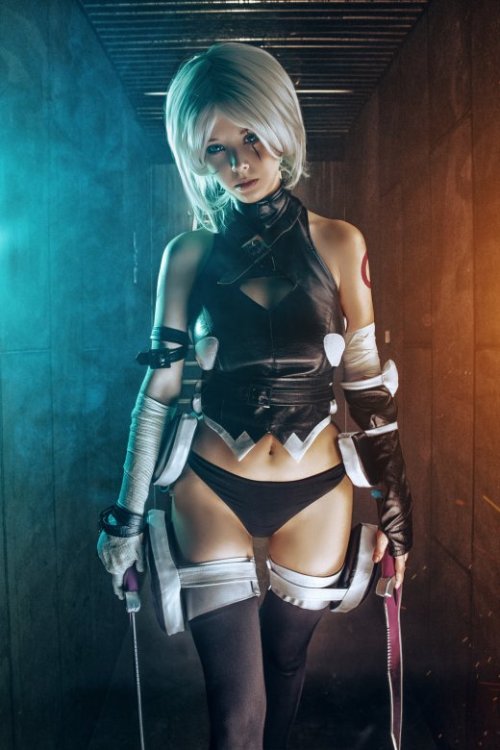 A bela cosplayer Helly von Valentine Helly von Valentine disharmonica deviantart cosplay modelo sensual animes