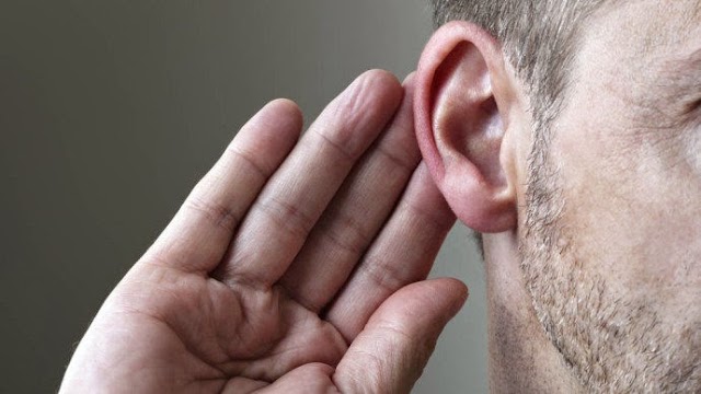 Mais de um bilhão de jovens podem sofrer danos auditivos por ouvirem música alta