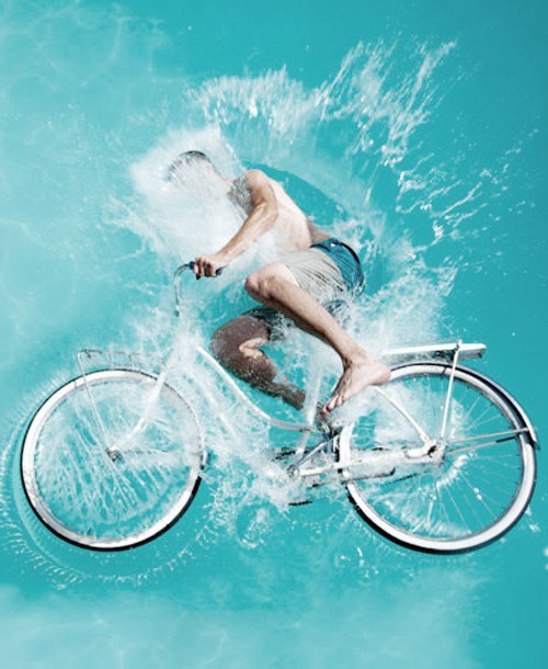 FOTO INTERESSANTE BICICLETA NO MAR EFEITOS FOTOGRAFICOS