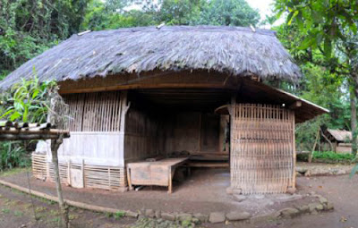 Rumah Adat Cikondang itu Masih Bertahan