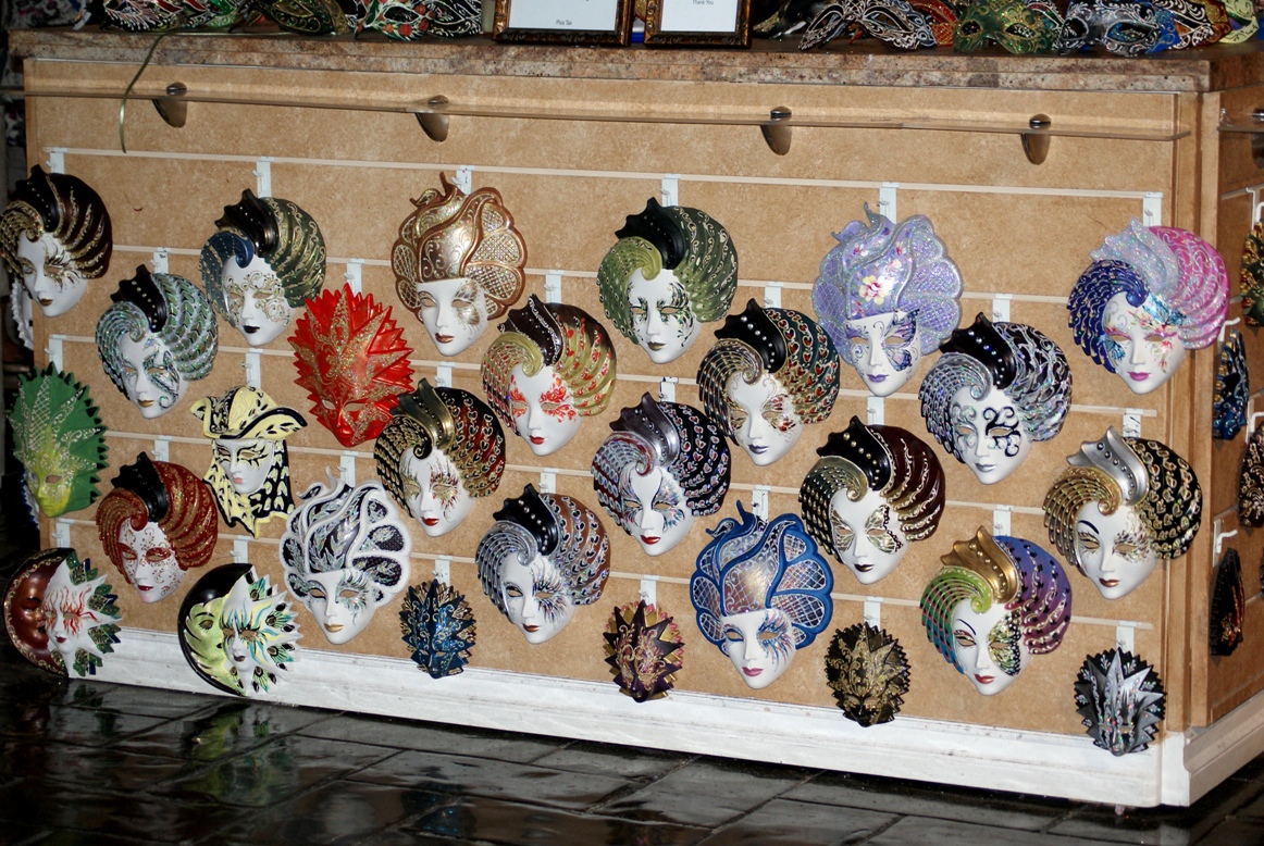 A photo, A thought............ Observation masks at Las