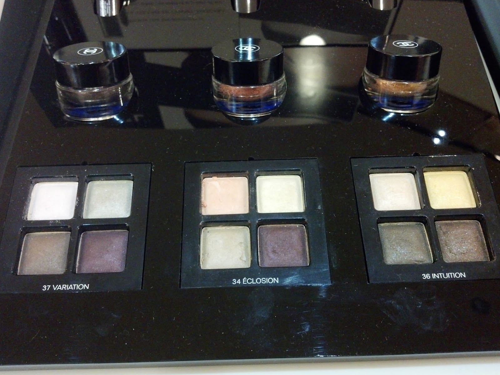 Jayded Dreaming Beauty Blog CHANEL VARIATION EYESHADOW QUAD SWATCHES