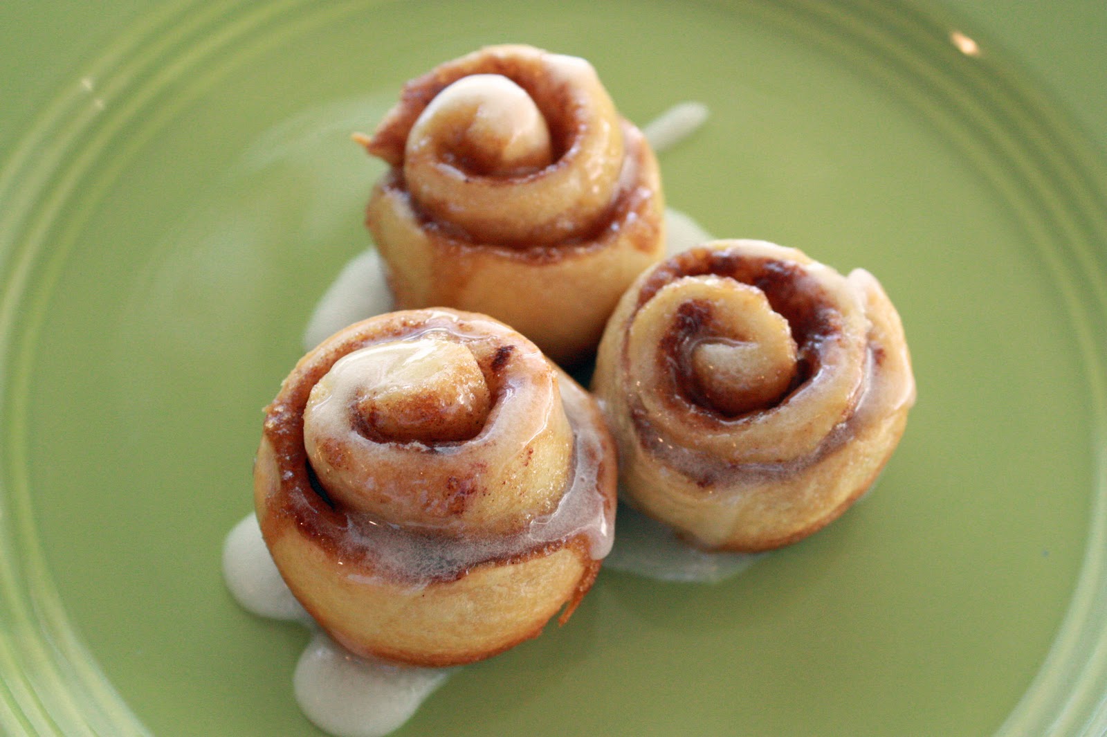 me & my scraps mini cinnamon rolls with orange glaze