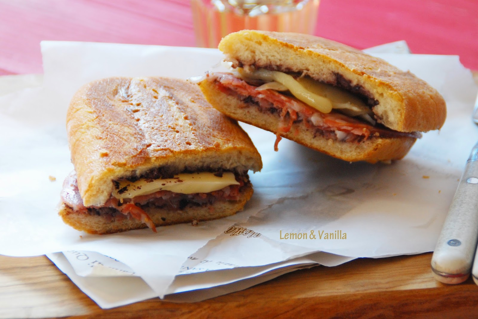 Lemon & Vanilla Mortadella, Asiago and olive panini / Sandes de
