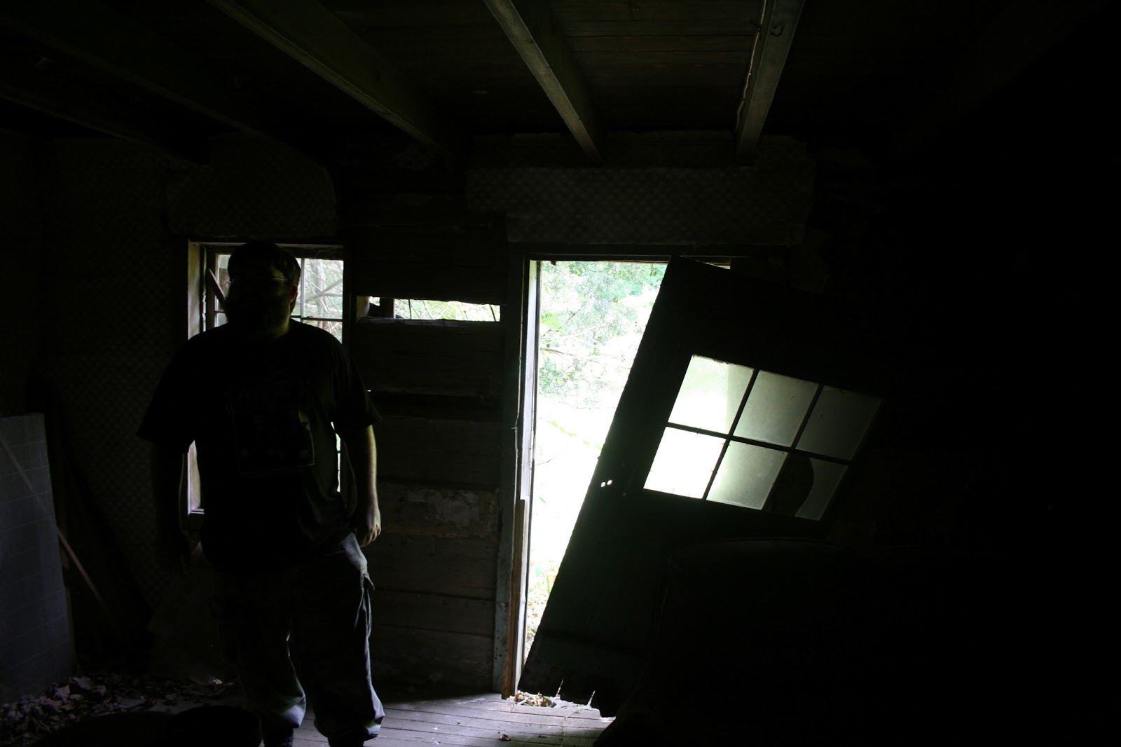 Eerie Indiana Abandoned home near Bowling Green, Kentucky
