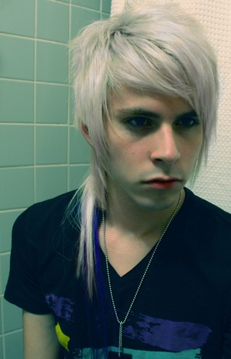 Blonde Emo Hairstyle For Boys Blonde Emo Hairstyles For Boys