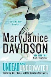 Undead and Underwater (Undead #11.5) by MaryJanice Davidson
