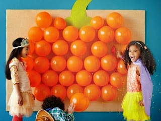 http://www.krisztinawilliams.com/2014/10/easy-halloween-party-games-and-craft.html