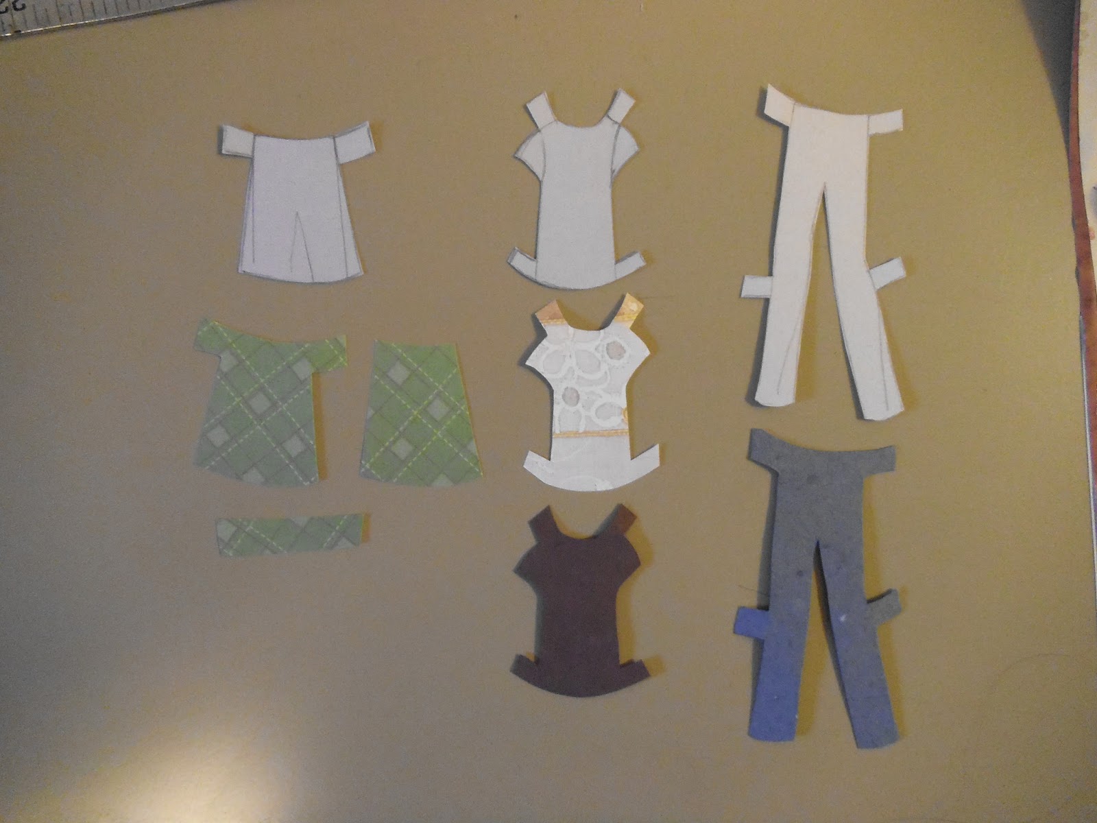 Paper Doll School Creating Stencil Outfits