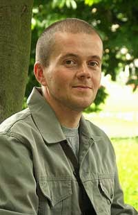 Reading and Art: Pawel Kuczynski