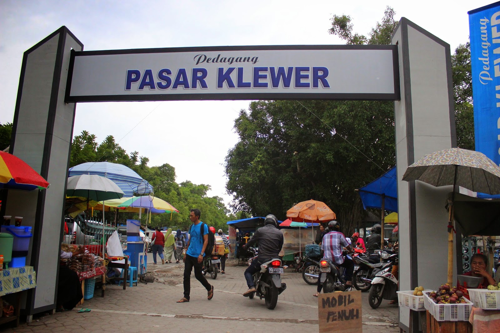 SATKER PENGELOLA HIBAH MCC BAPPENAS: Revitalisasi Pasar Klewer