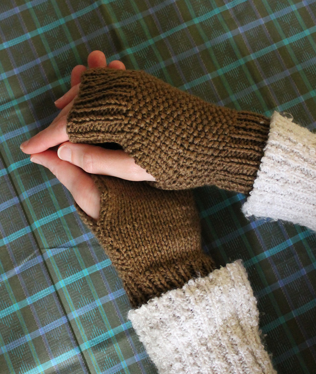 Lula Louise: Free Knitting Pattern Fingerless Knitted Mitts
