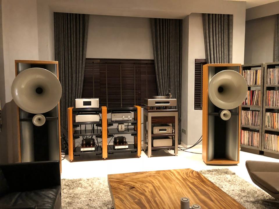 Mono and Stereo HighEnd Audio Magazine AVANTGARDE ACOUSTIC DUO PRIMO XD
