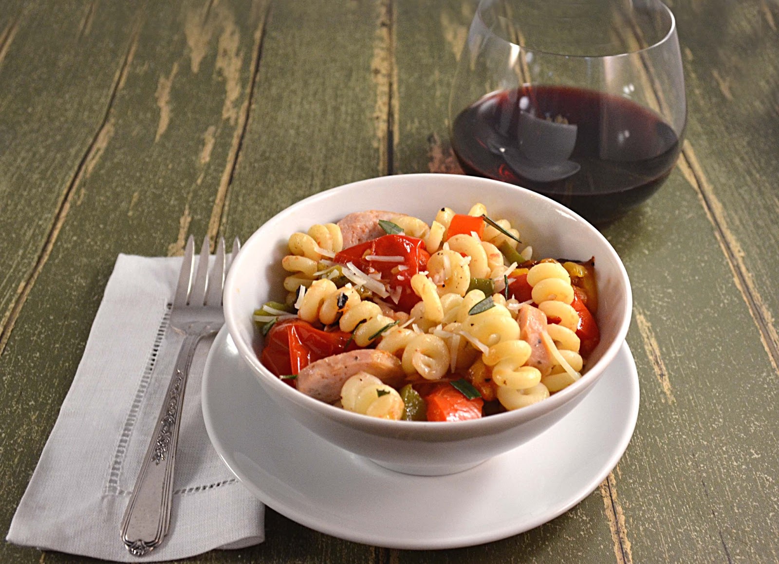 Jilly...Inspired Sausage & Peppers Pasta Bowl Light, Fresh & Flavorful