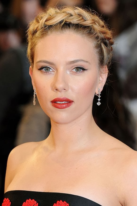 Scarlett Johansson 2013 Hairstyle