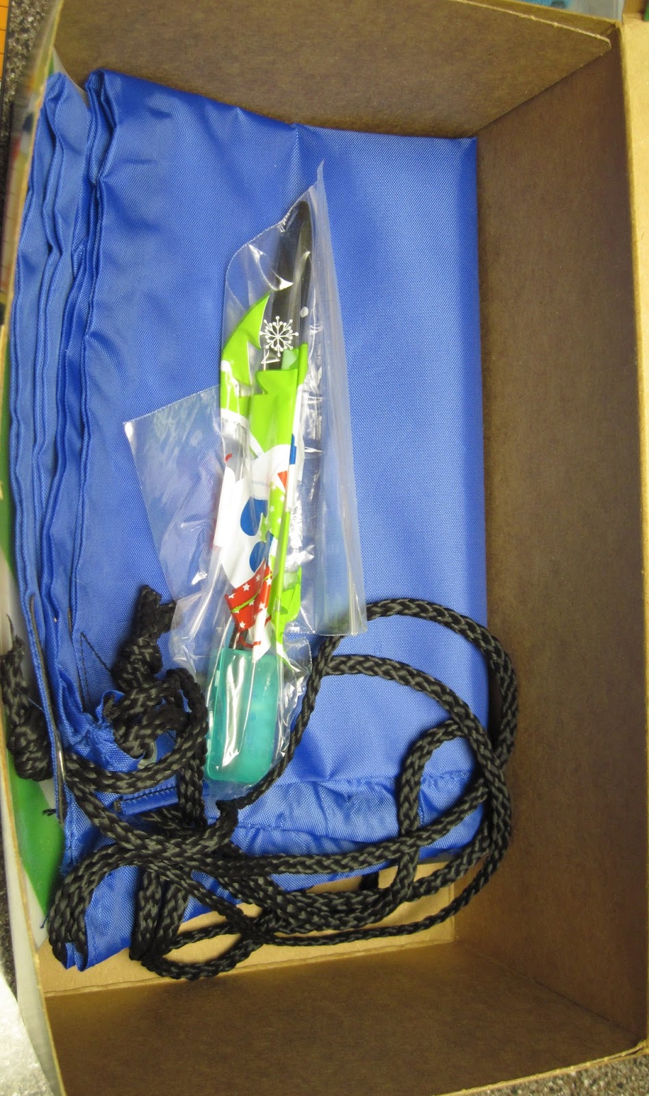 Simply Shoeboxes Operation Christmas Child Shoebox Packed for 1014