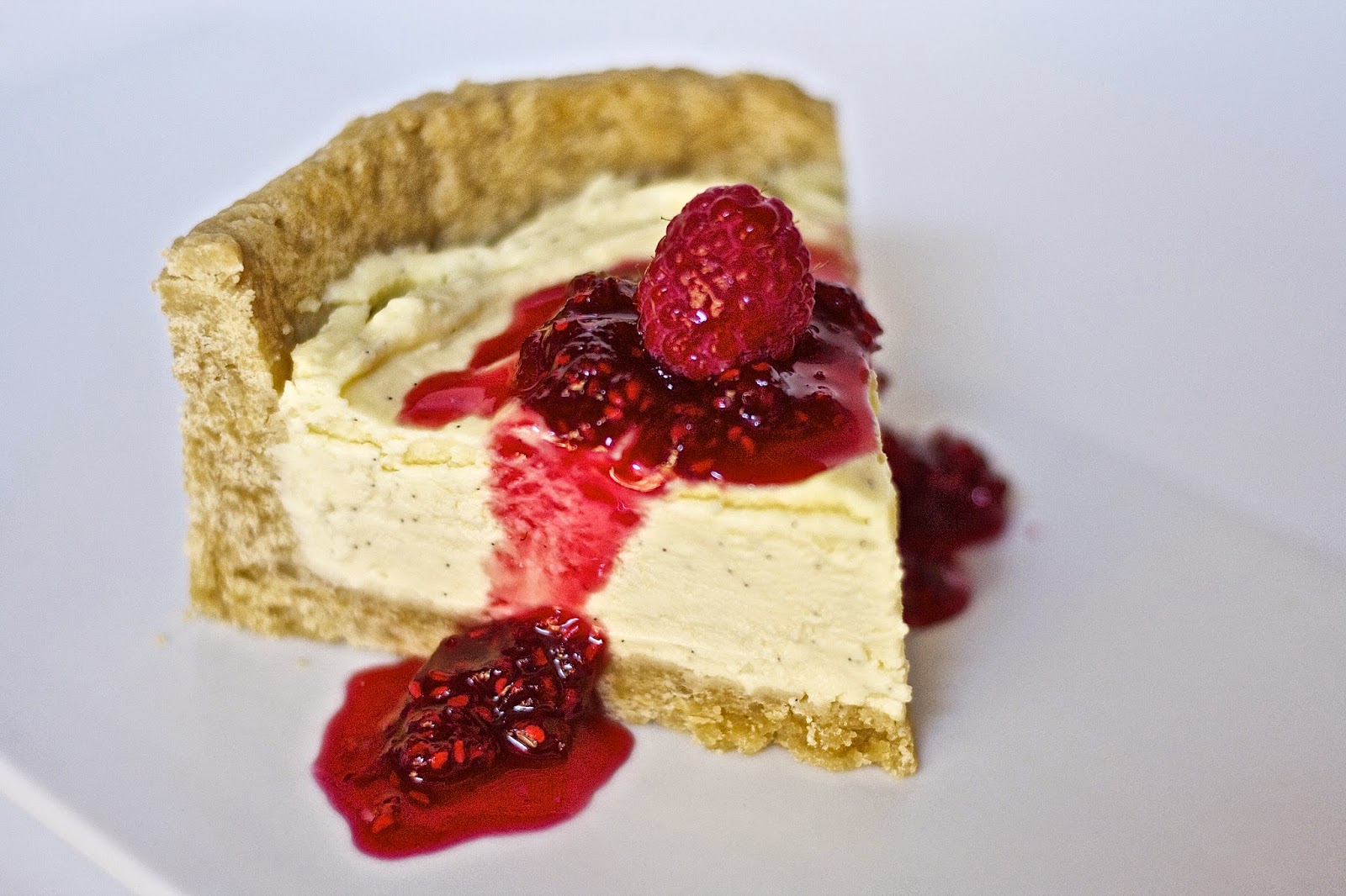Frambuaz soslu Cheesecake Frambuaz soslu Cheesecake