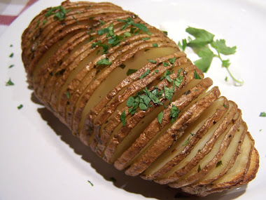 Garlic Butter and Parsley Hasselback Potatoes