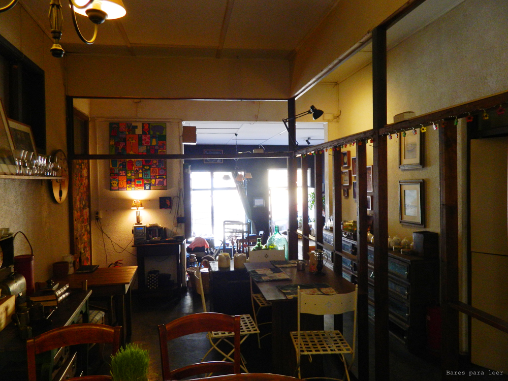 Bares para leer: #16. Café del jardín [Bares en Chile]