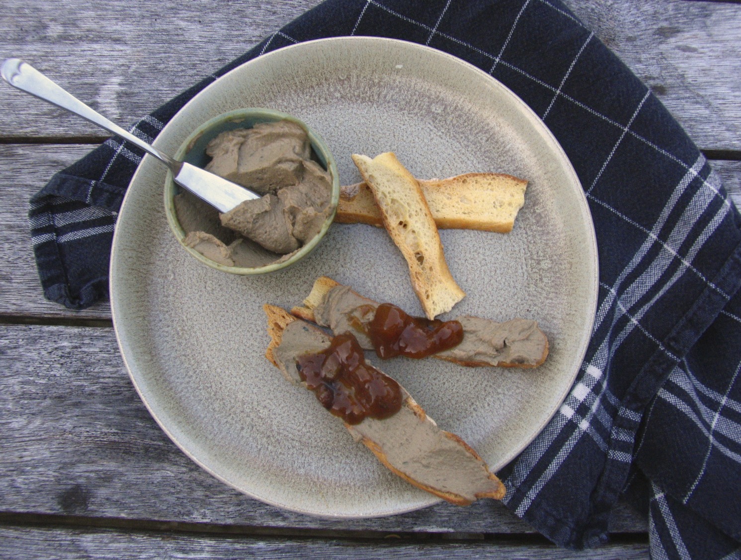 delia smith chicken liver pate