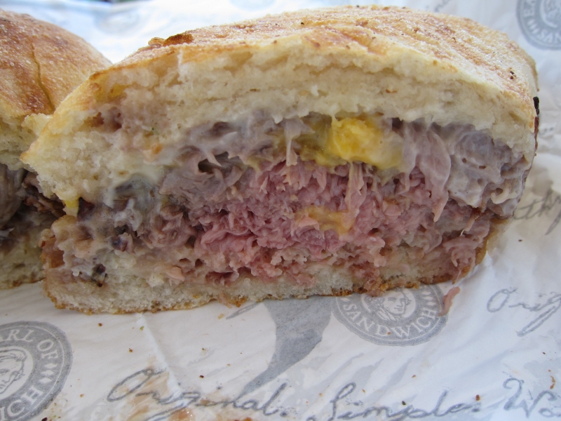 Review Earl of Sandwich The Original 1762 Roast Beef Sandwich