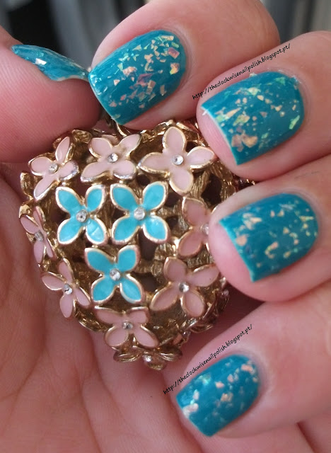 China Glaze Luxe and Lush & Andreia Pocket Nº121