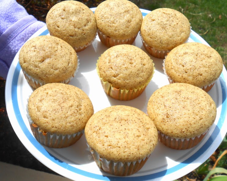 Shakin & Bakin Foodie Blog: Quick and Easy Banana Muffins Recipe #NMVspring