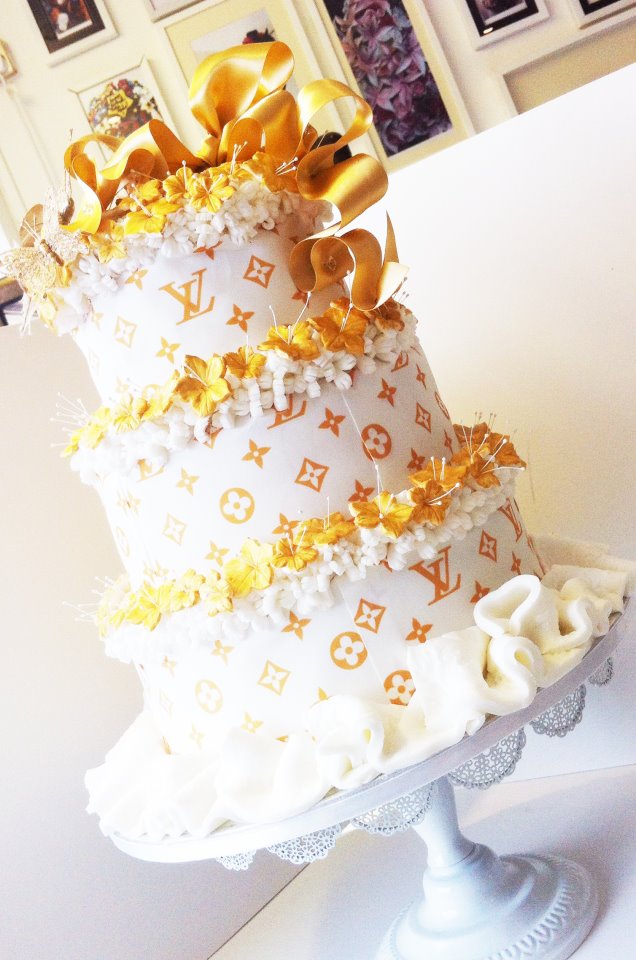 Iced Out Company Cakes!: The Louis Vuitton White Wedding Cake!