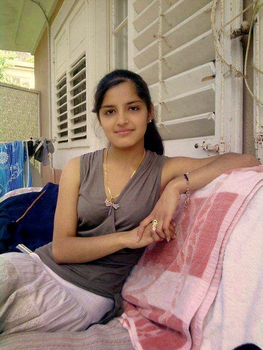 Beautiful & HoT Girls Wallpapers: Indian Girls