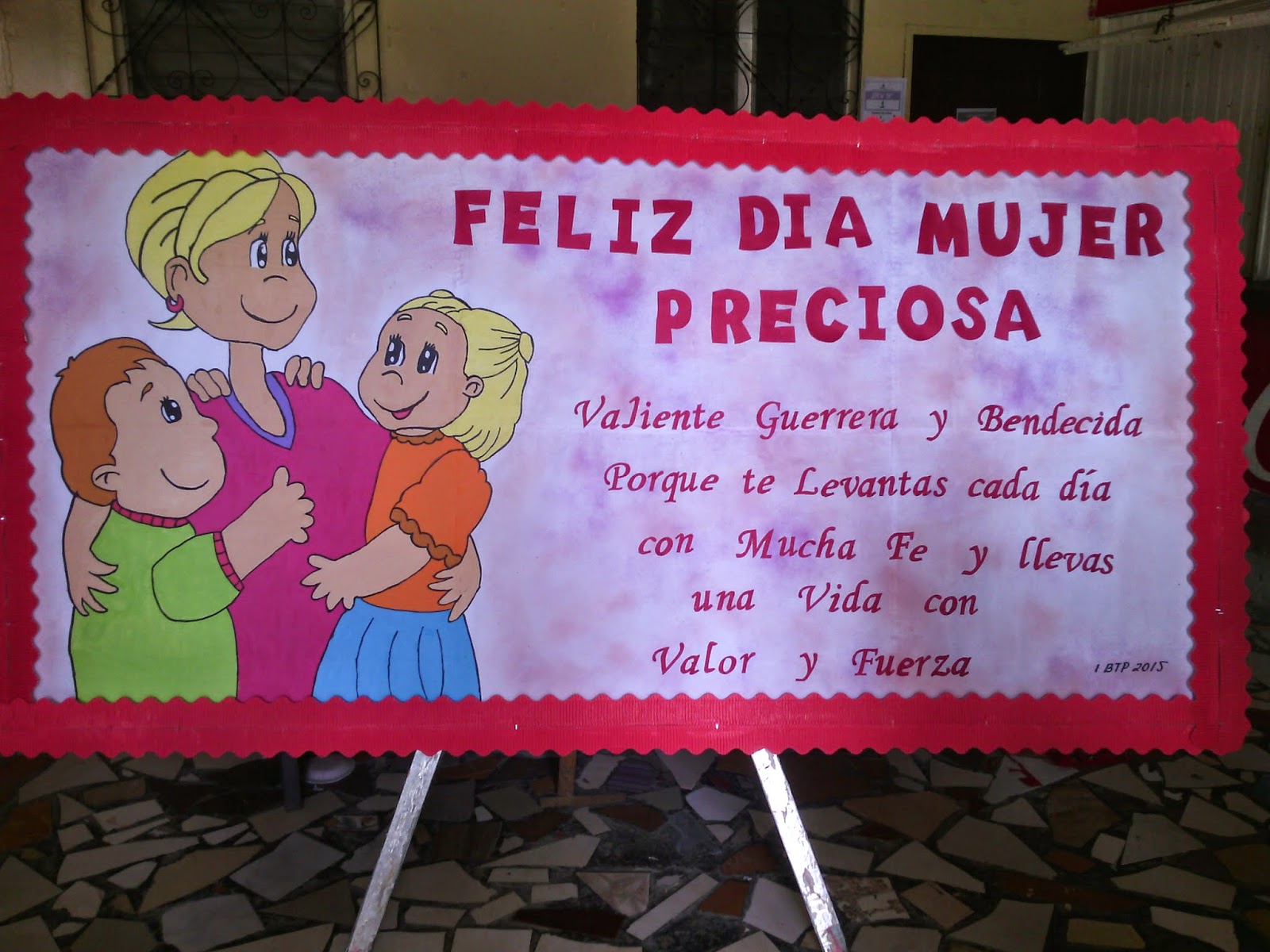 Periodico Diynos MURAL DIA DE LA MADRE.... GENIAL