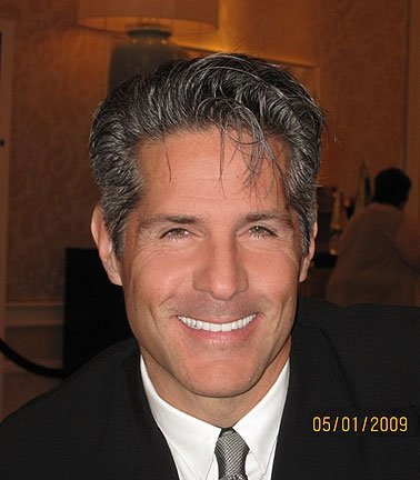 Tom Hooker earned a million dollar salary - leaving the net worth at 1 million in 2018