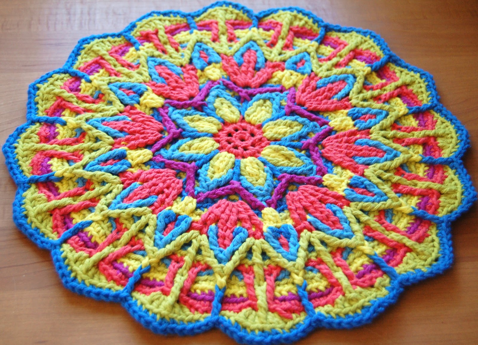 Overlay Crochet Mandala CAL - Petals to Picots