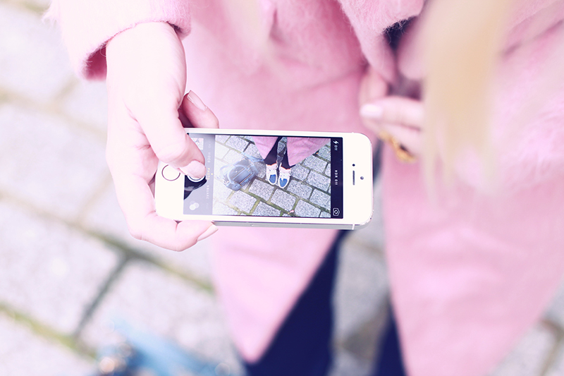 iphone 5s asos pink coat