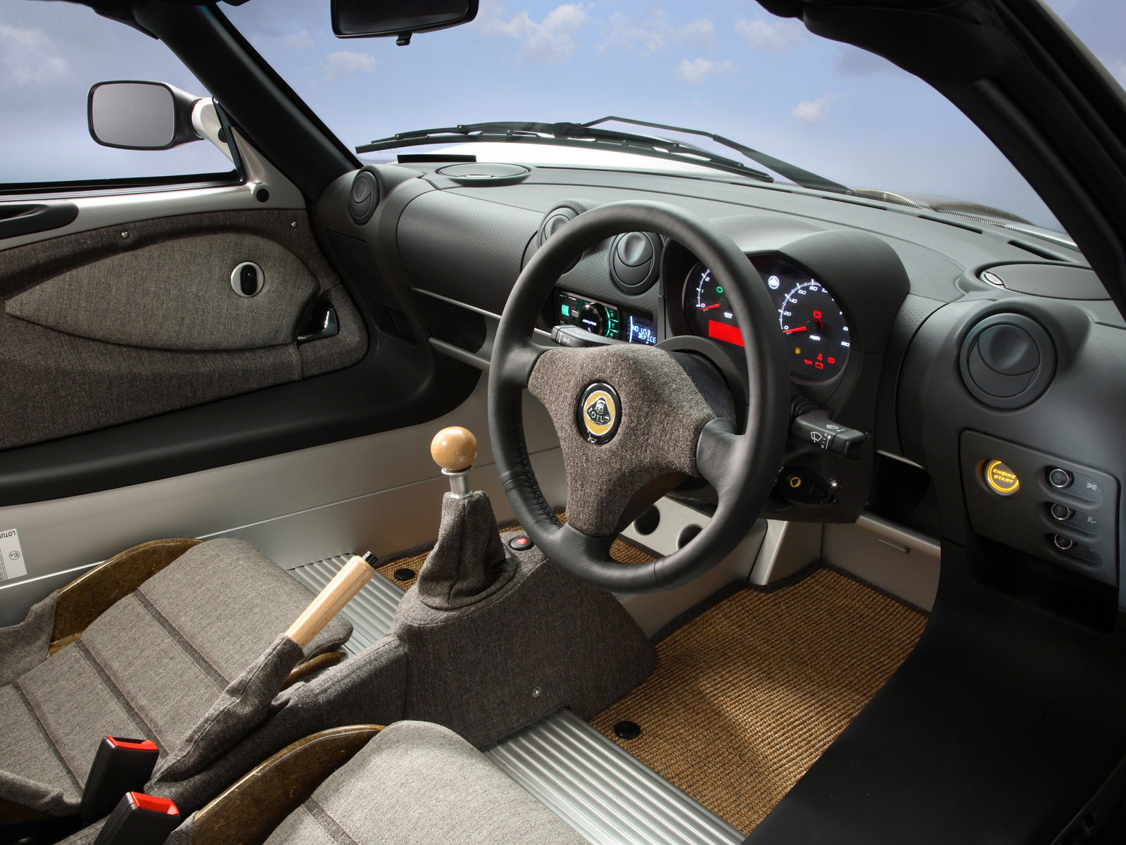 http://4.bp.blogspot.com/-KYGsPX3iW5o/Ts8MxVgP75I/AAAAAAAABmA/x4nHblr3lNE/s1600/gambar_mobil_lotus_eco_elise_2009_3.jpg