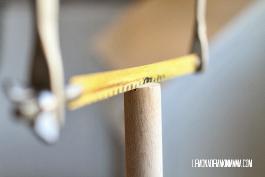 Lemonade Makin' Mama The arrow jewelry holder DIY.