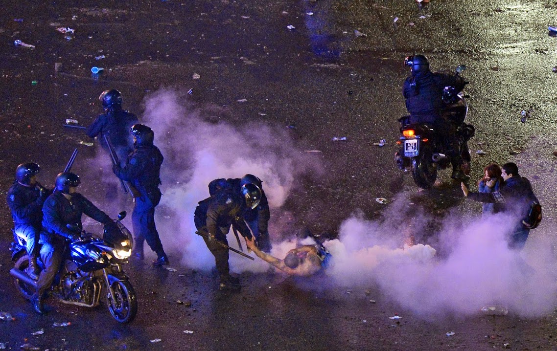 http://4.bp.blogspot.com/-KYyRIOCpiuU/U8R-CRQN0II/AAAAAAADMY4/2cGLLYoCD1o/s1138/policiafederal.jpg