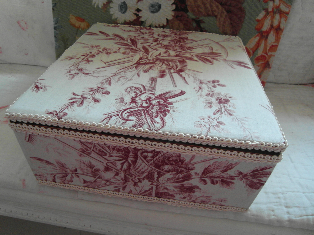 Niki Fretwell The Cotswold's Vintage Fair