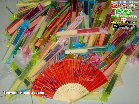 Souvenir Kipas Jepang Bambuksifon Palu