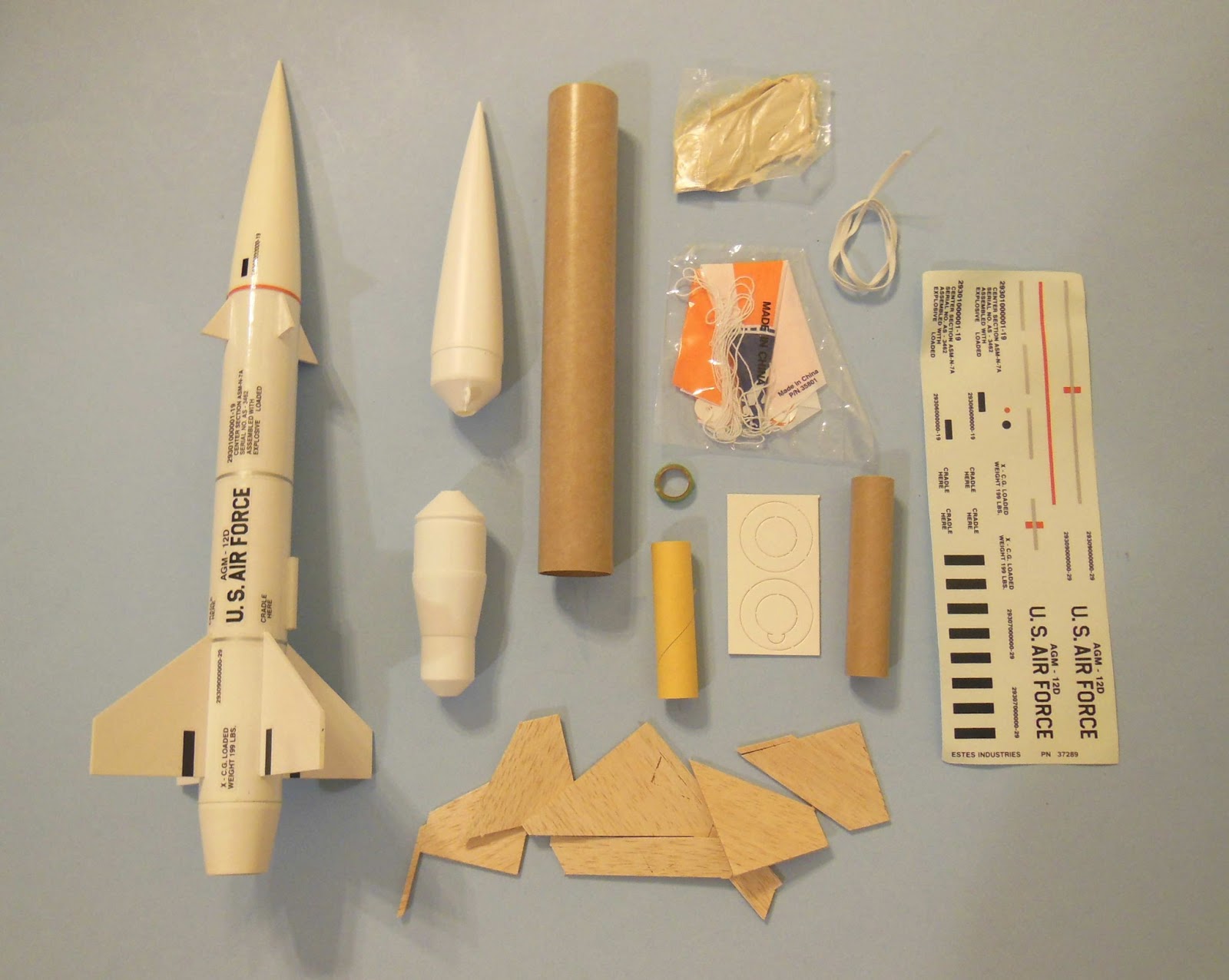 Model Rocket Building Estes Bullpup Build Part 1, Parts