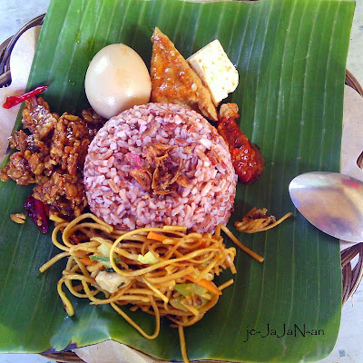 nasi merah nasi merah