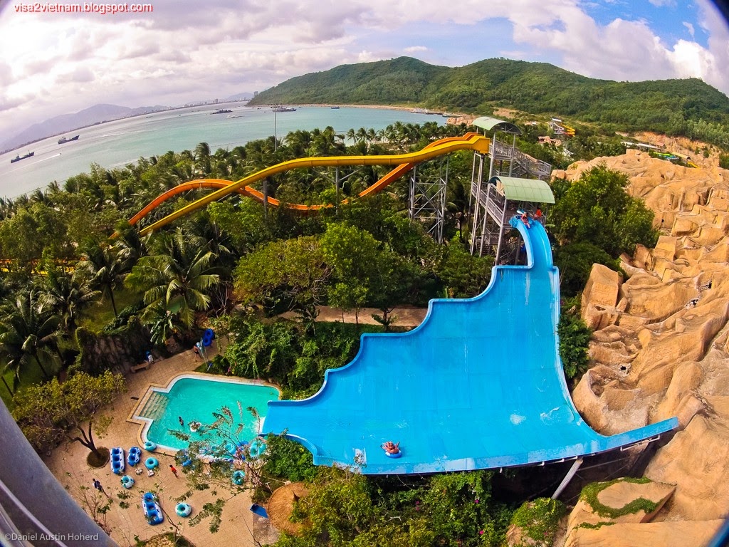 Vietnam Tours  Nha Trang   s Vinpearl Land Luxury Resort Newyouth