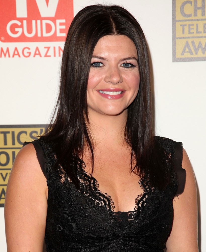 Casey Wilson hot hd wallpapers - Sports Updates