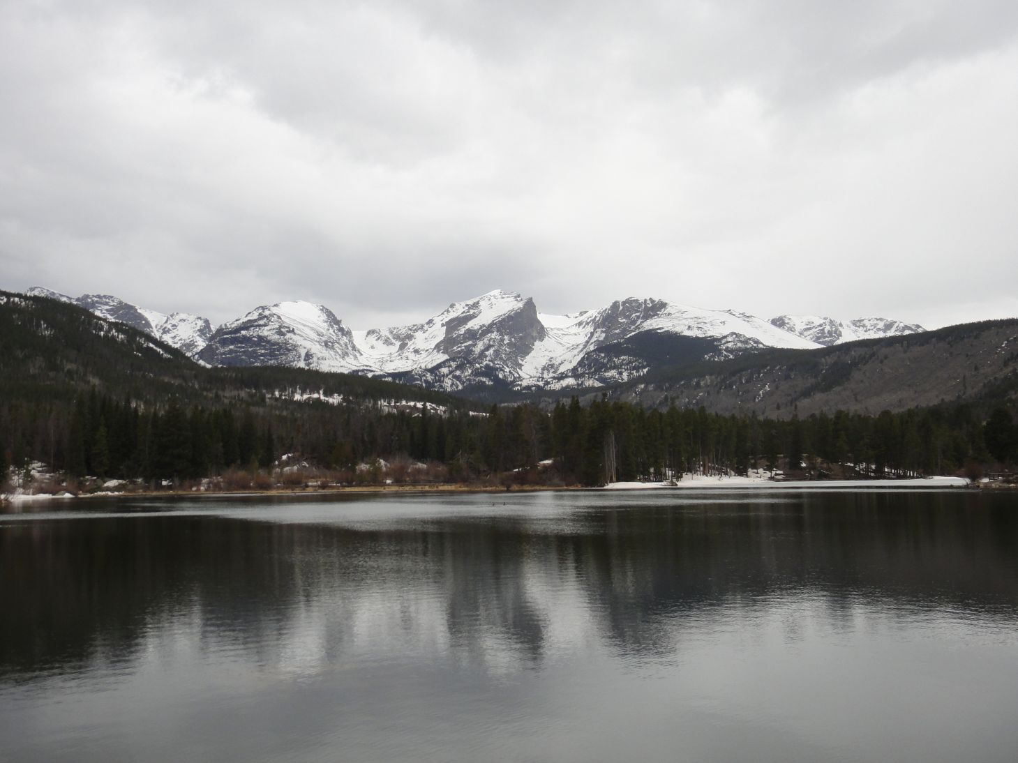 Hiking Rocky Mountain National Park Glacier Knobs and Sprague Lake.