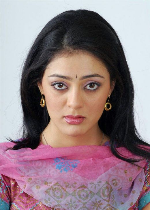 Actress Desktop Pics: Telugu Heroine Parvathi Melton Hot Pics