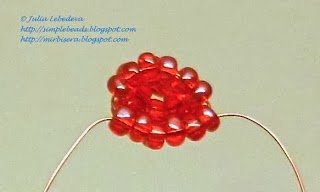 Цветы малины из бисера. beaded raspberry 11. Цветы малины из бисера фото. Цветы малины из бисера-beaded raspberry 11. картинка Цветы малины из бисера. картинка beaded raspberry 11. Эта интересная и обучающая статья расскажет вам о том, как можно сплести из бисера малину. Такая композиция может стать прекрасным украшением к любому интерьеру или дополнением к уже готовому материалу. В любом случае, если вы хотите научиться технике бисероплетения, то эта тематика будет вам полезна в дальнейшем обучении.