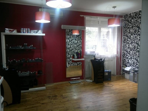 ... de-inchiriat-4-camere-bucur...