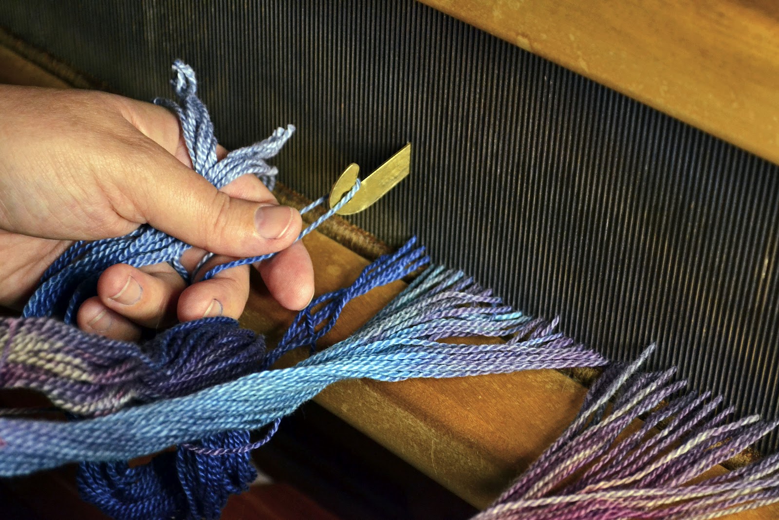 Tangible Daydreams Warping the loom