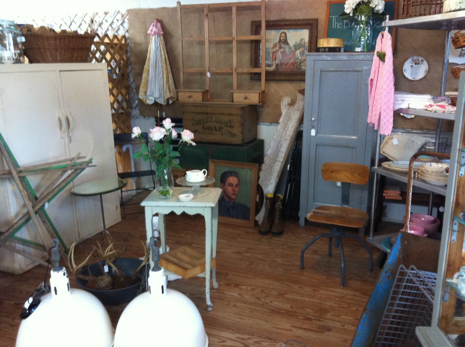 Barn Chic Antiques Junk Gypsy and Rachel Ashwell Inspired Shopping
